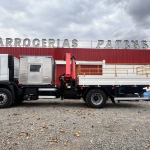Carroceria Aberta com Grade de Proteção NR-12
